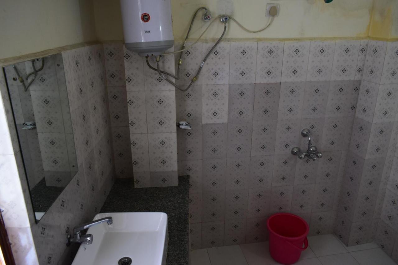Hotel Travellers Inn Shillong Ngoại thất bức ảnh